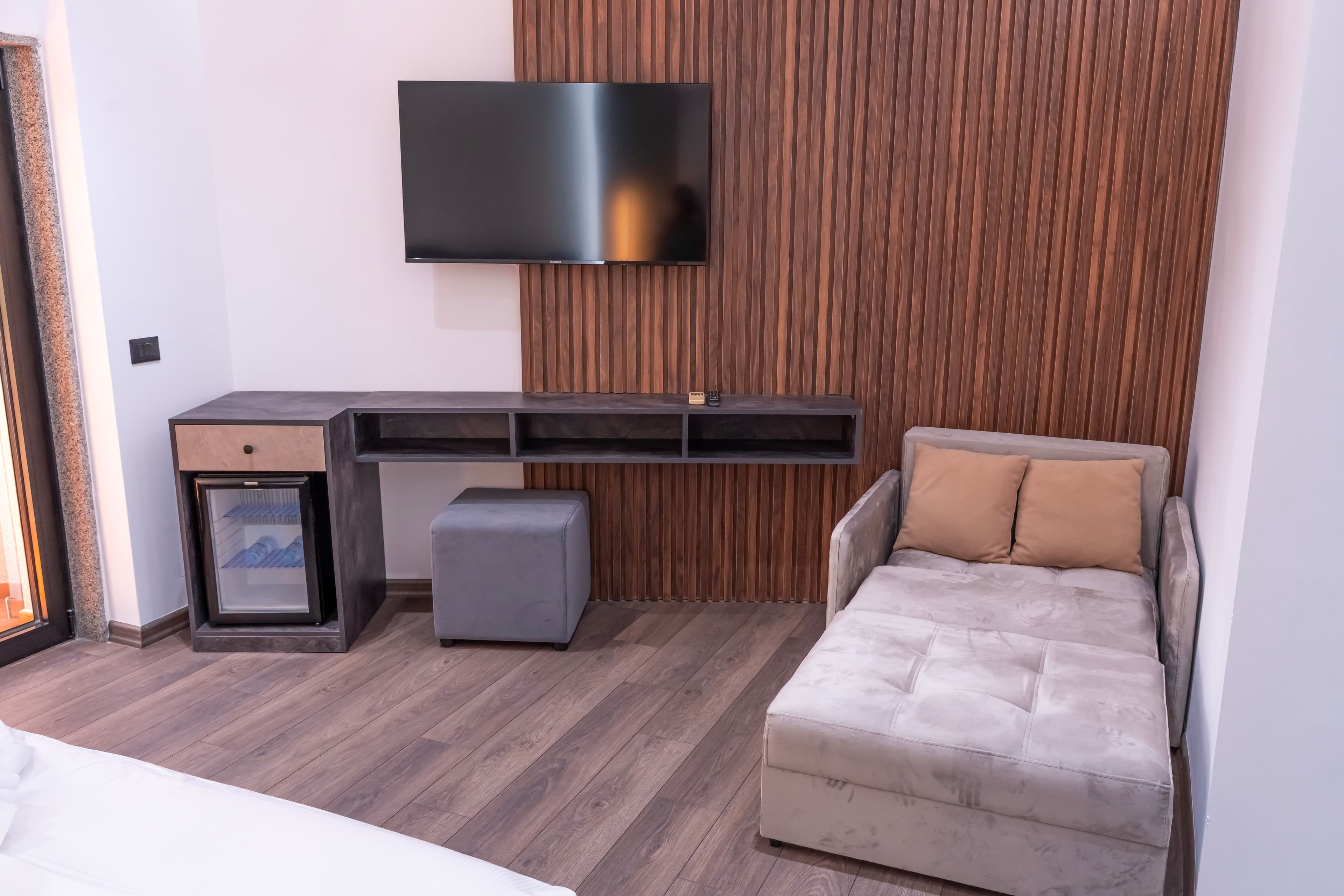 Deluxe Twin Room 3